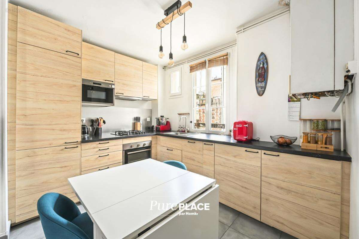 Appartement à PARIS-15E