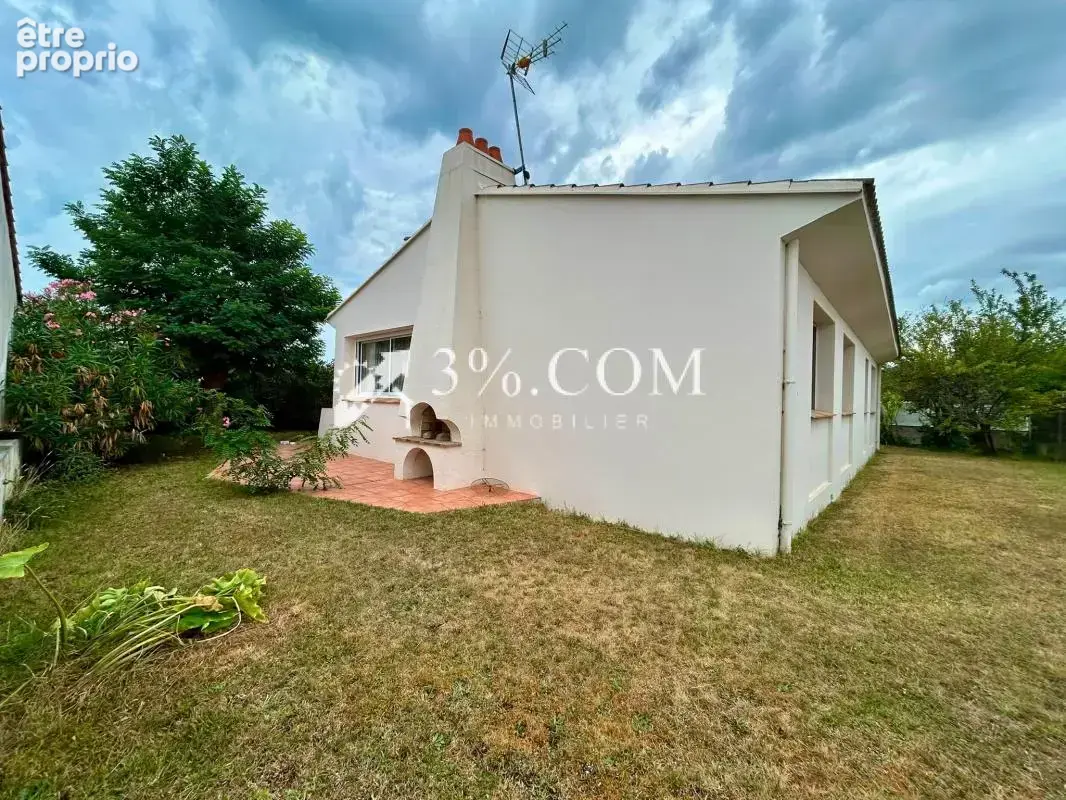 À vendre   saint-hilaire-de-riez   à 700 m de la plage - photo 11