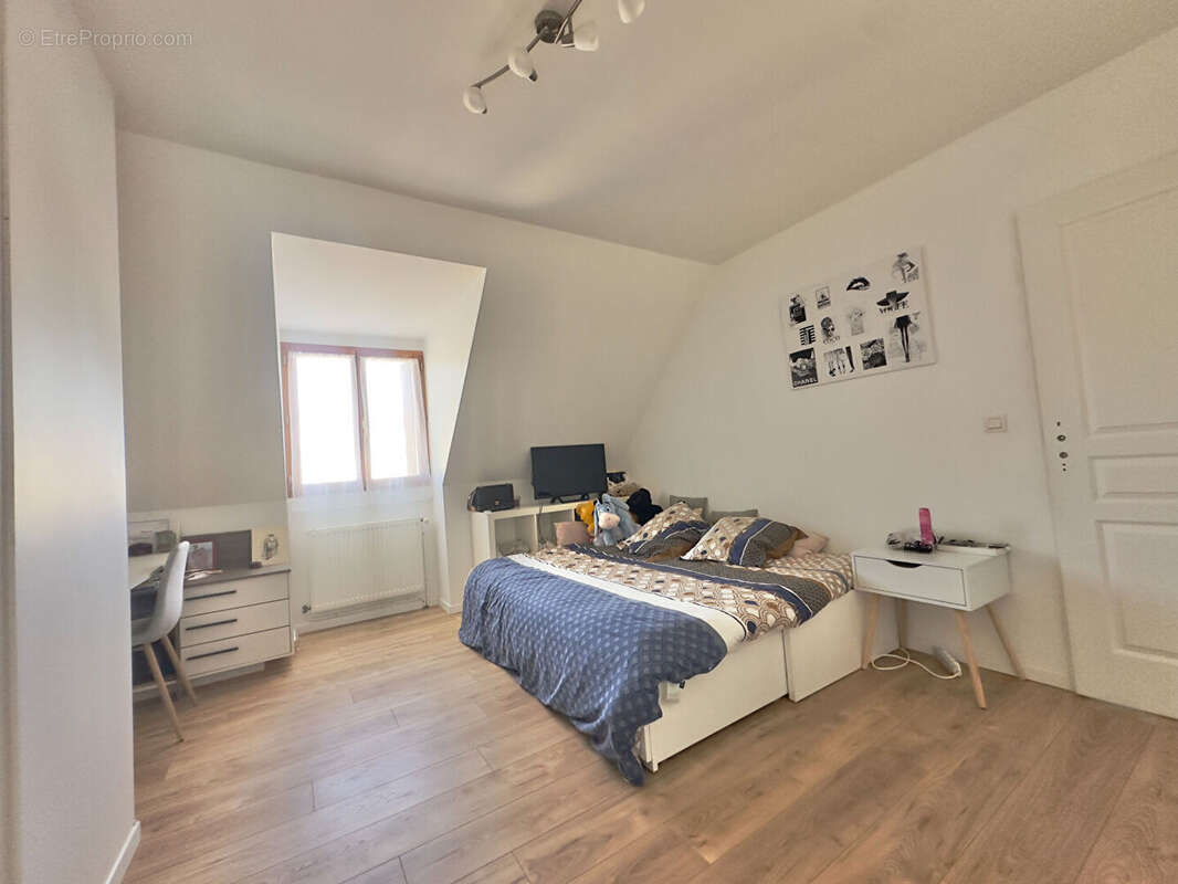 Maison à VILLIERS-SUR-MORIN