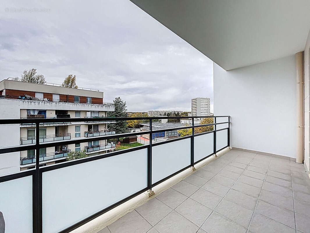 Appartement à L'HAY-LES-ROSES