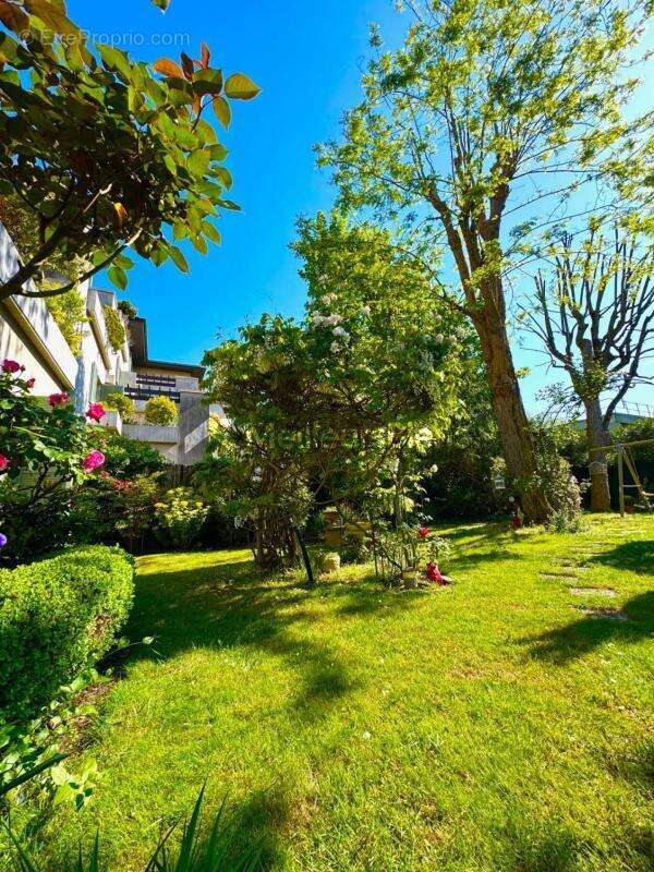 Appartement à LIVRY-GARGAN