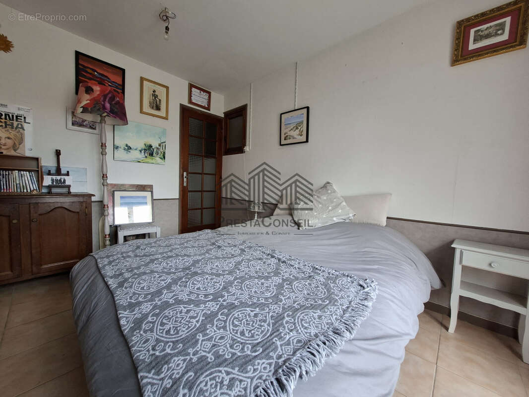 Maison à VIRONVAY