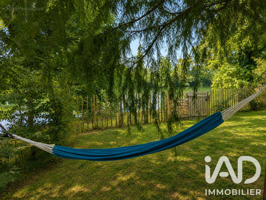 80 m² à Coutras  - photo 8