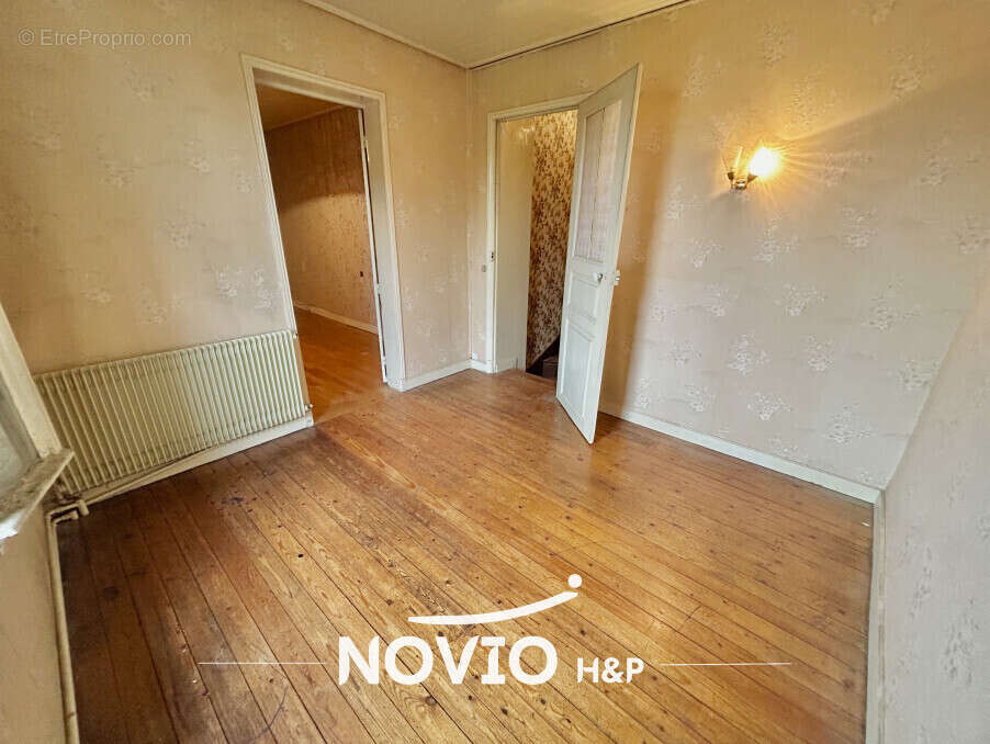 Maison à CHATELLERAULT