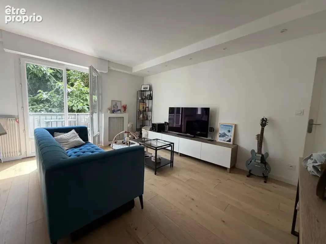 Caudéran- T3 rénové avec joli balcon - photo 3