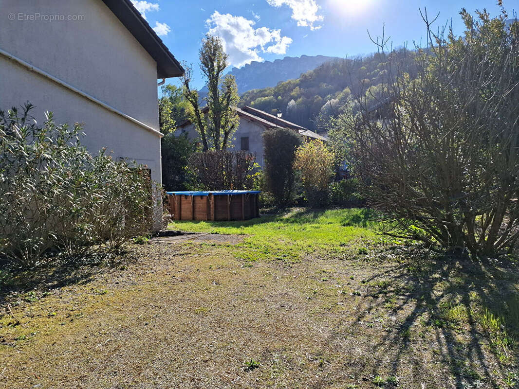 Maison à CHAPAREILLAN