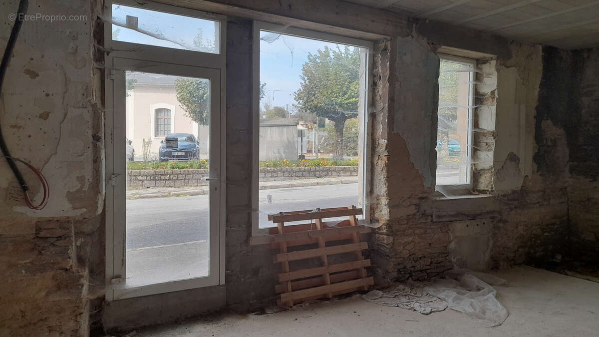 Appartement à BUSSIERE-GALANT