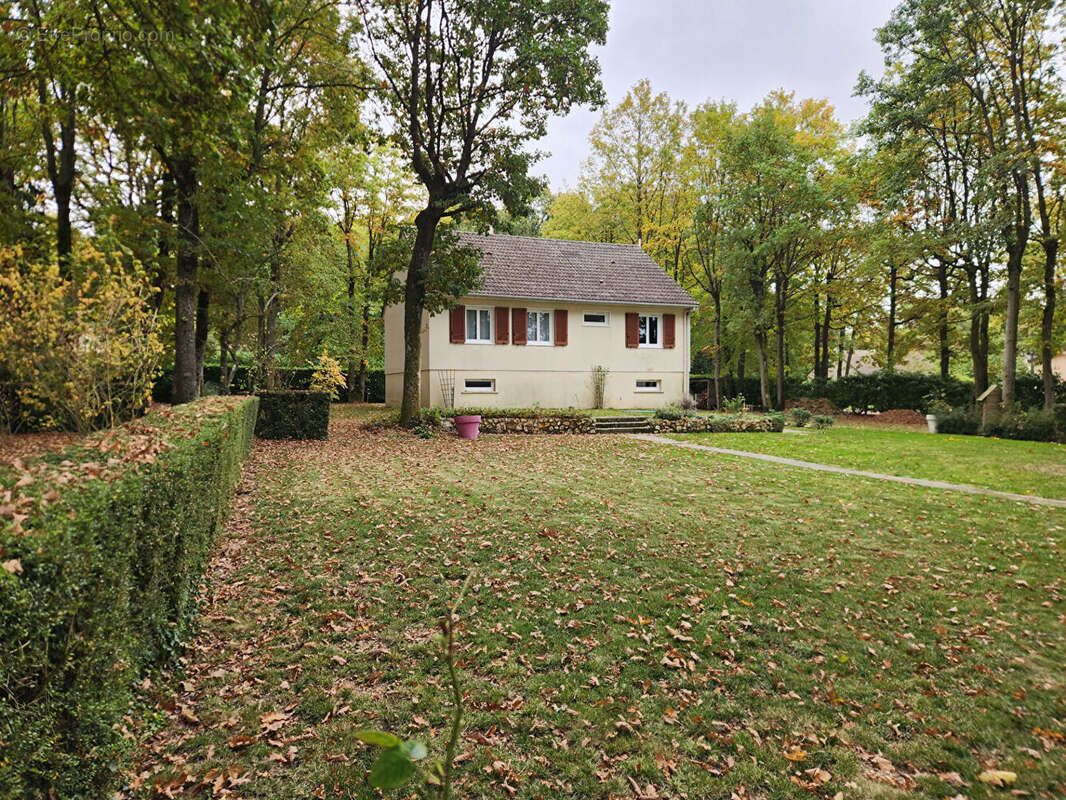Maison à CHATEAUNEUF-EN-THYMERAIS