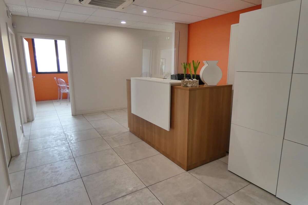 Locaux commerciaux - le creusot - photo 3