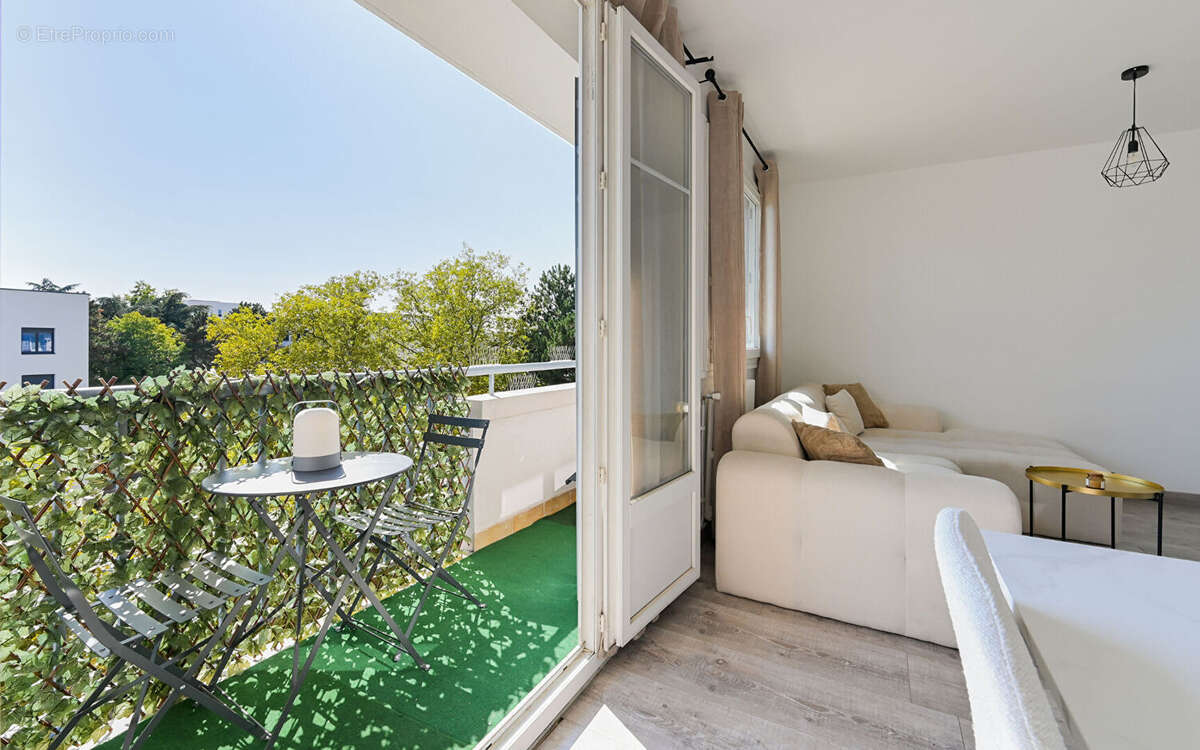 Appartement à LYON-9E