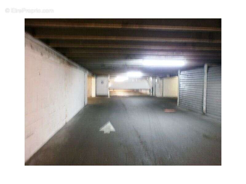 Parking à FONTENAY-SOUS-BOIS