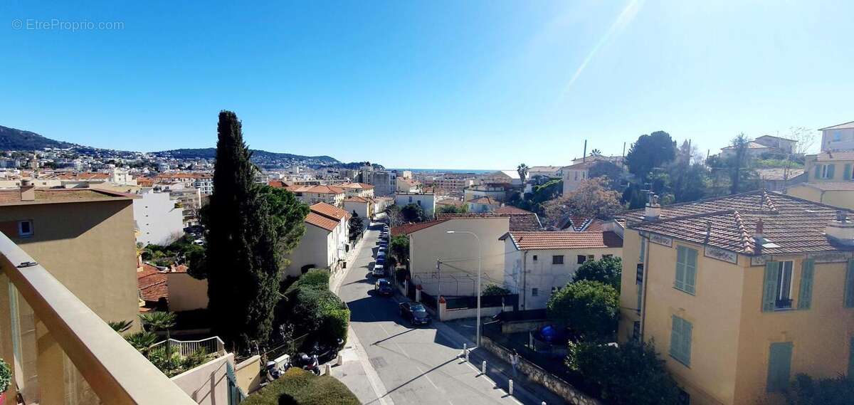 Appartement à NICE