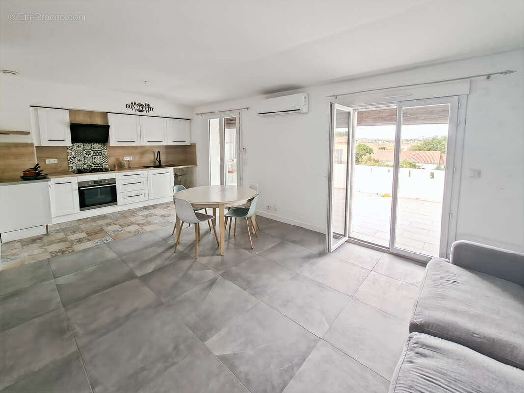 Puisserguier , très belle affaire pour investisseurs, 2 appartements existants, possibilité de créer un 3è log - photo 3
