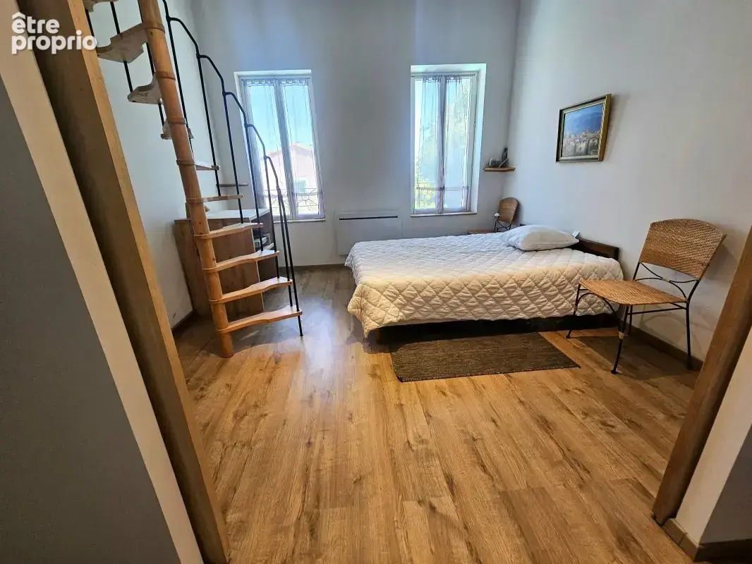 BASTIDE  Rénovée - 190 m²  4 Chambres - terrain clos et arboré de 600 m² avec belle Piscine - photo 10