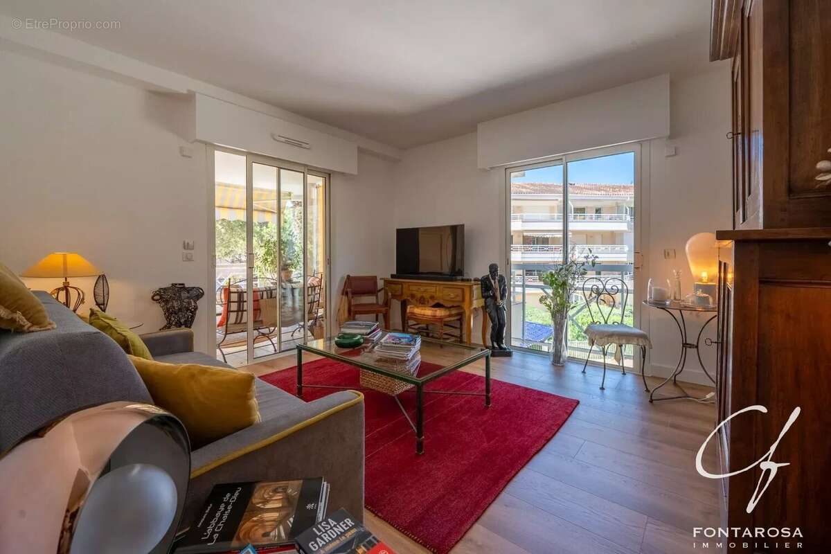 Appartement à SAINT-RAPHAEL