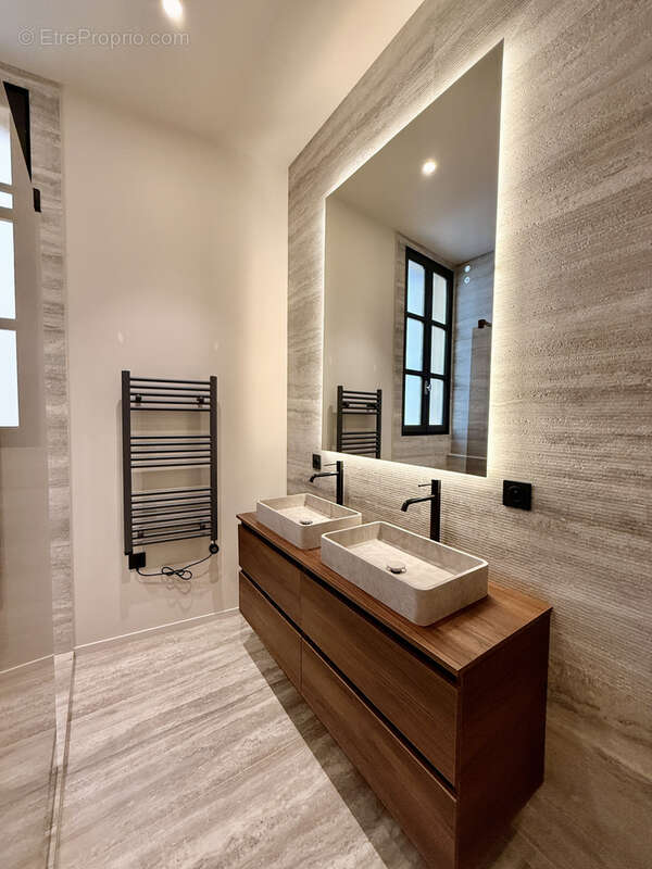 Appartement à BEAUSOLEIL