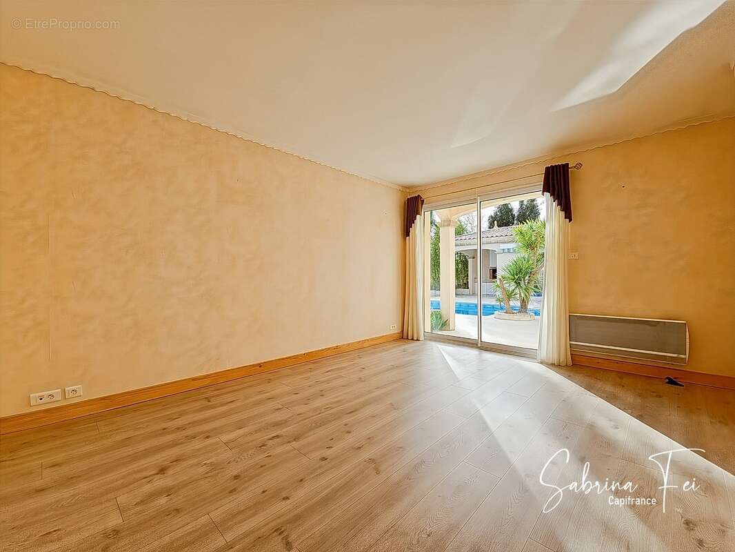 Maison familiale de plus de 165 m² – quartier résidentiel recherché – calme absolu – sans vis-à-vis – exposition sud – piscine - photo 15