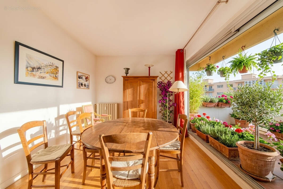 Appartement à AIX-EN-PROVENCE