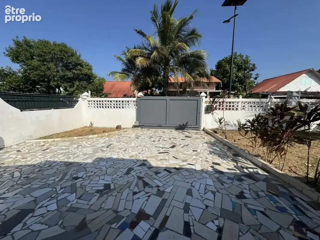 Maison à KOUROU
