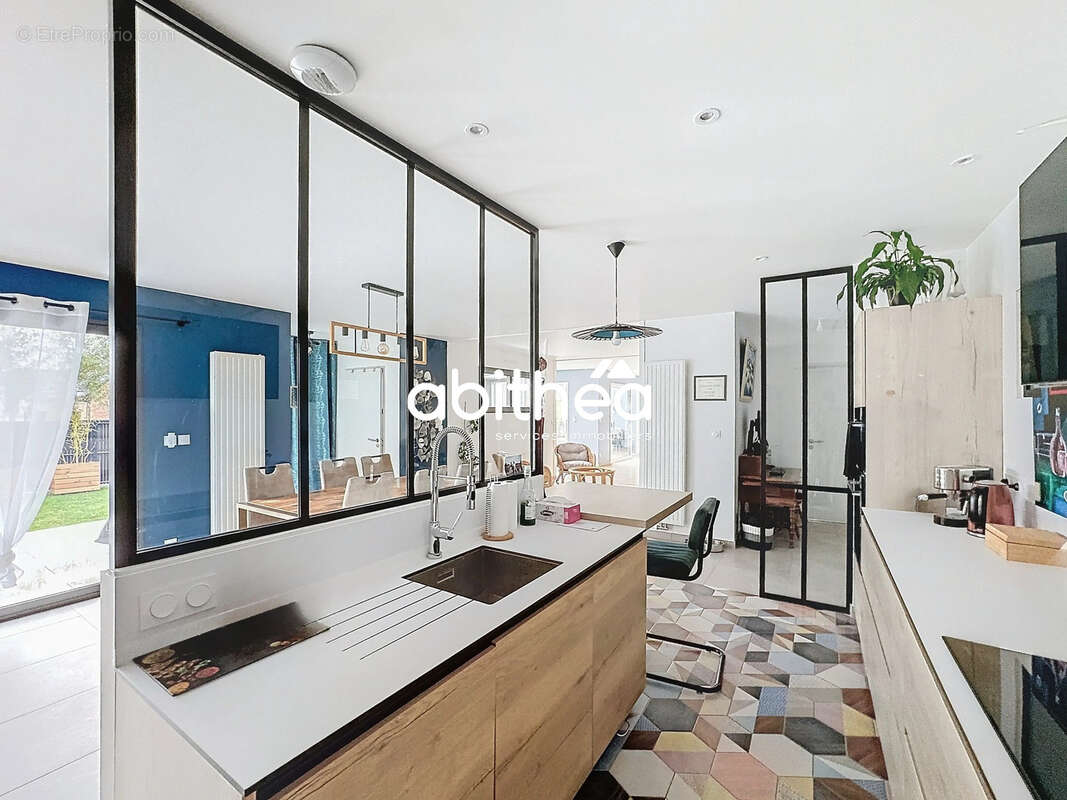 Maison à ANZIN-SAINT-AUBIN