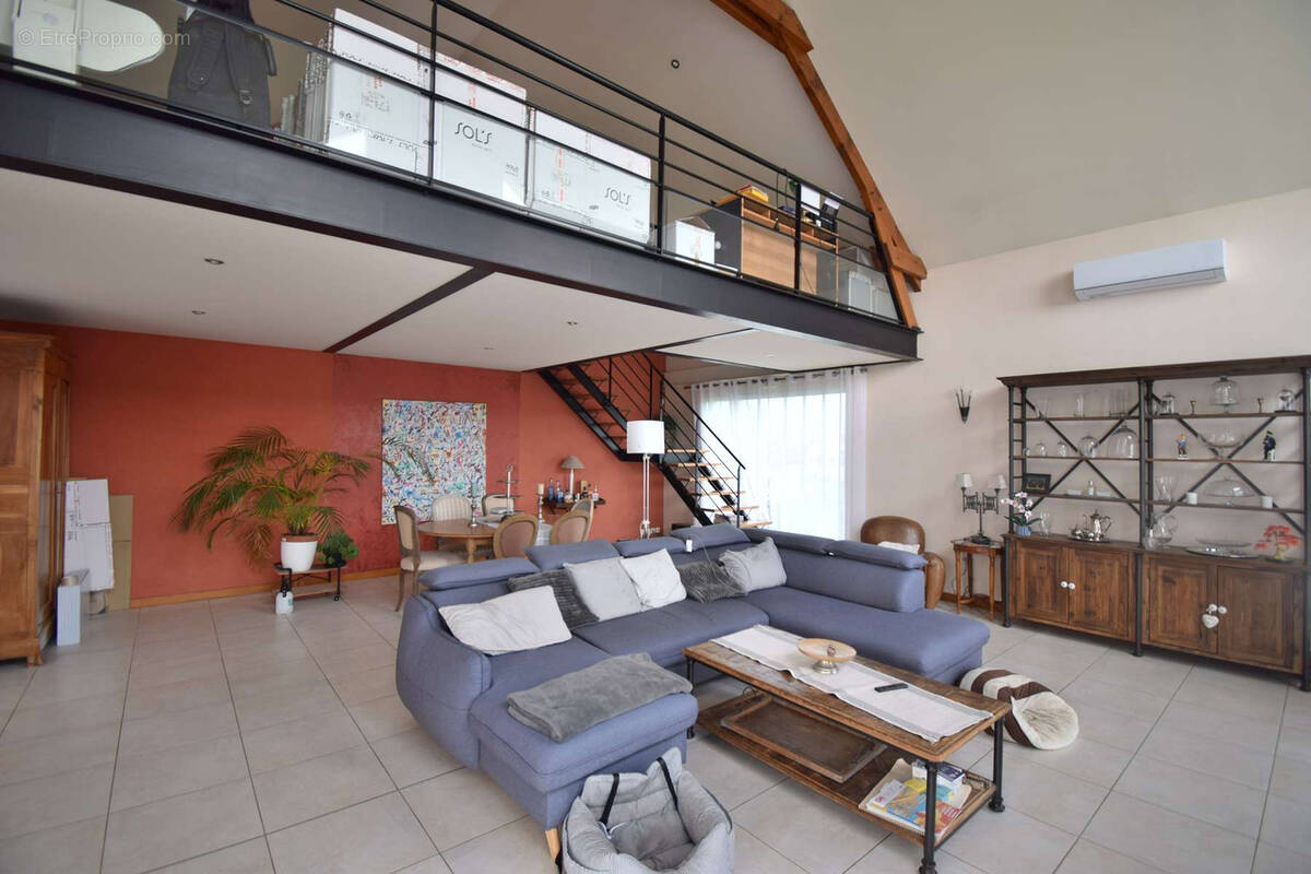 Maison à REMOUILLE