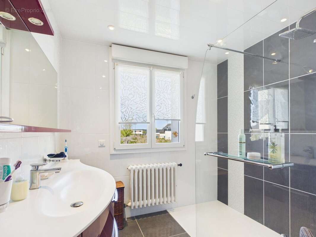 Photo 8 - Maison à SANTEC