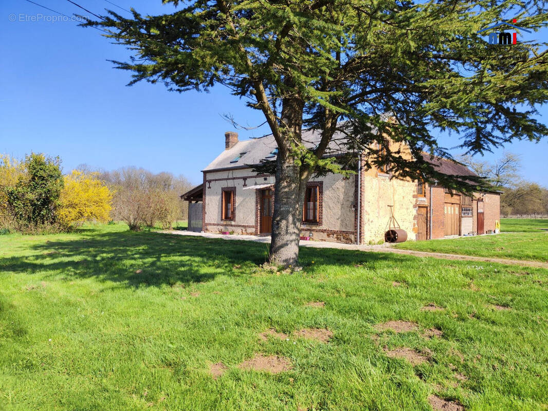Maison à LONGNY-AU-PERCHE