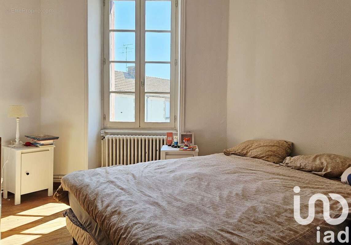 Photo 6 - Maison à LA CHAIZE-LE-VICOMTE