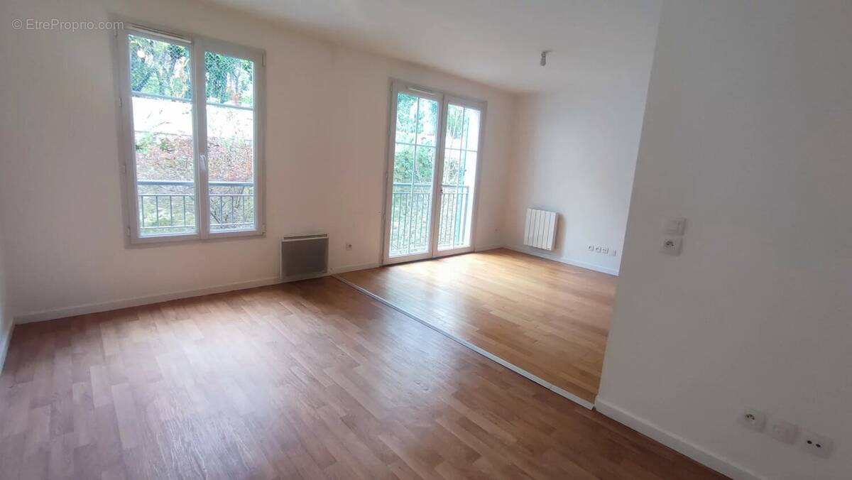 Appartement à CHAVILLE