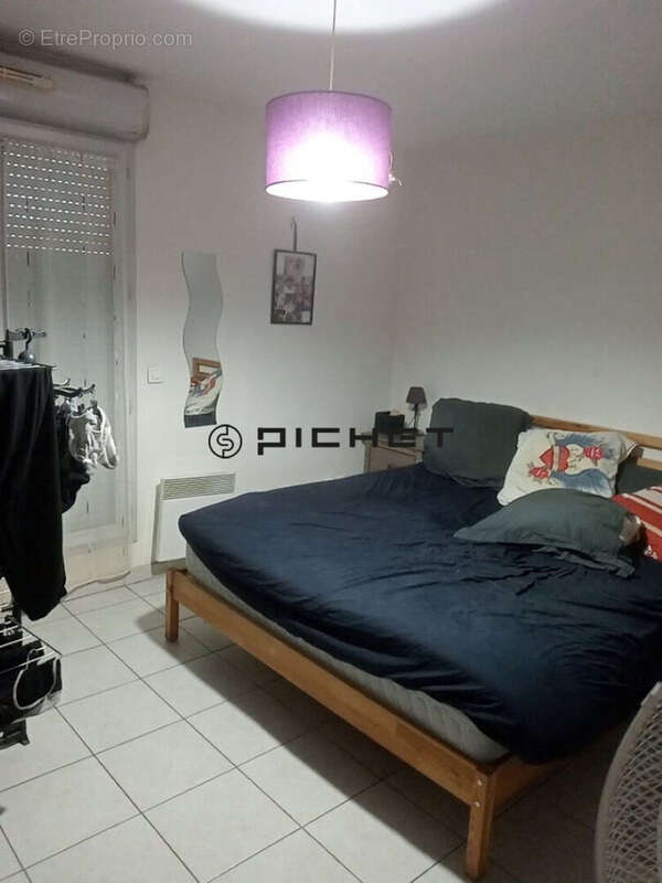 Appartement à MARSEILLE-3E
