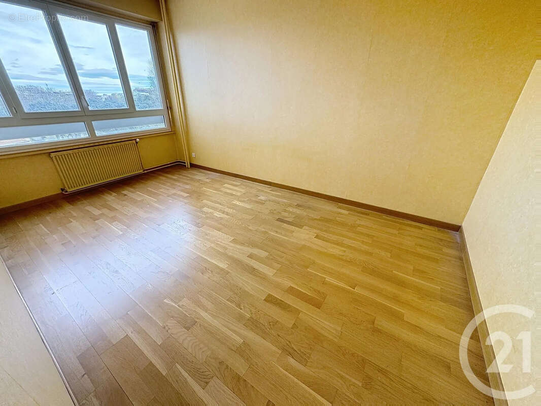 Appartement à LYON-7E