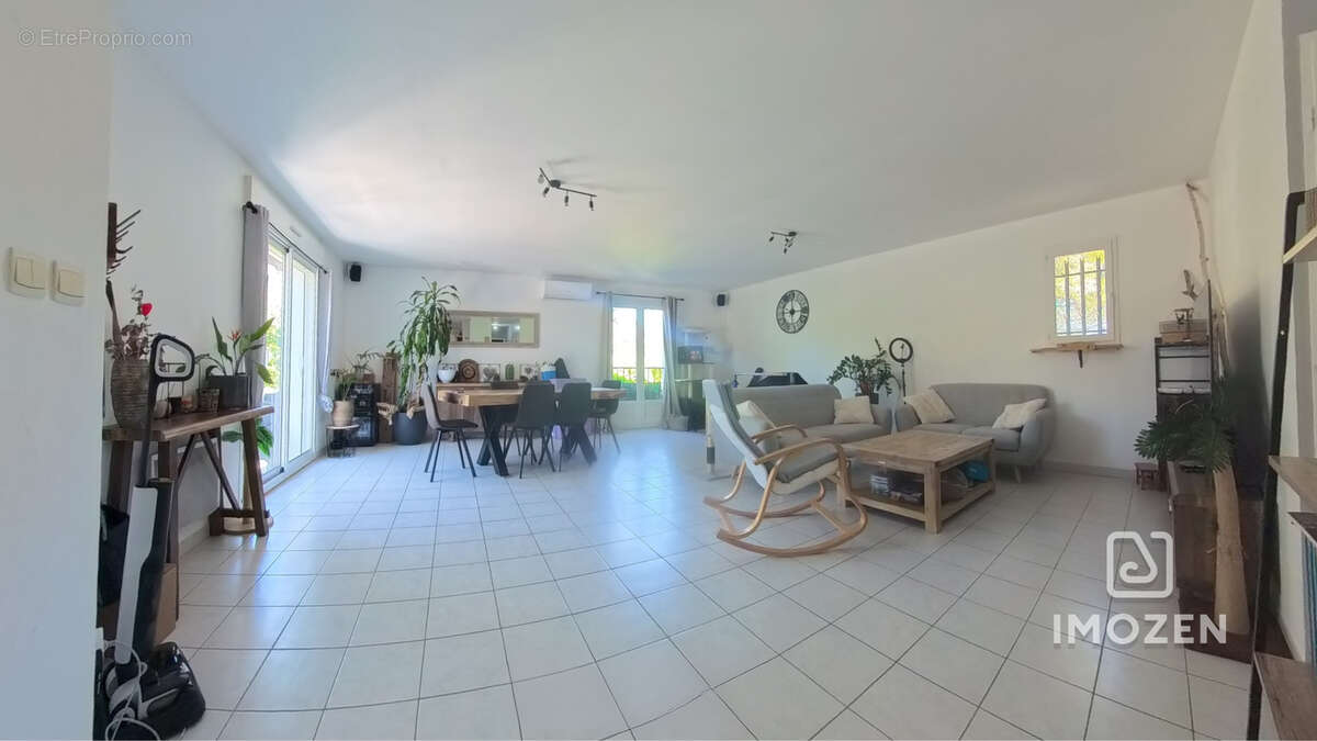 Maison à LE VAL