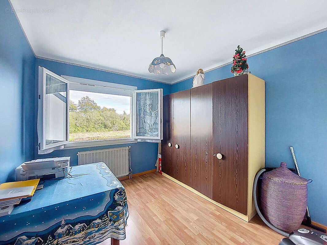 Maison à SAINTE-LUCE-SUR-LOIRE