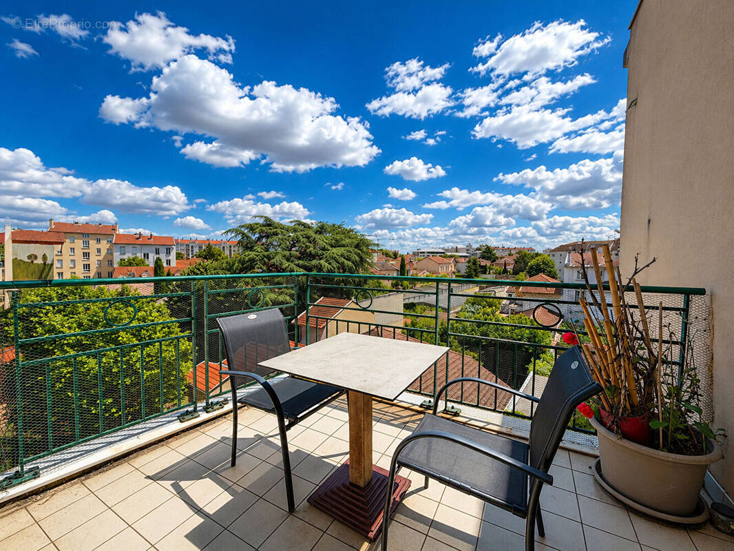 Appartement à LYON-3E