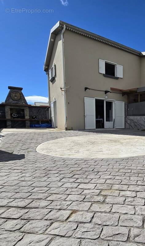 Maison à LA PLAINE-DES-PALMISTES