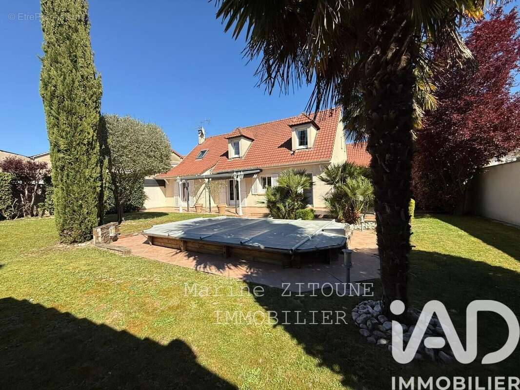 Photo 2 - Maison à LA VILLE-DU-BOIS