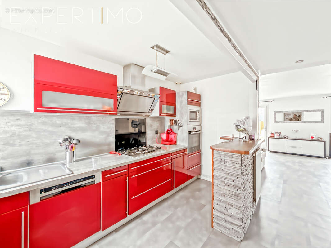 Maison à MONTIGNY-LES-CORMEILLES