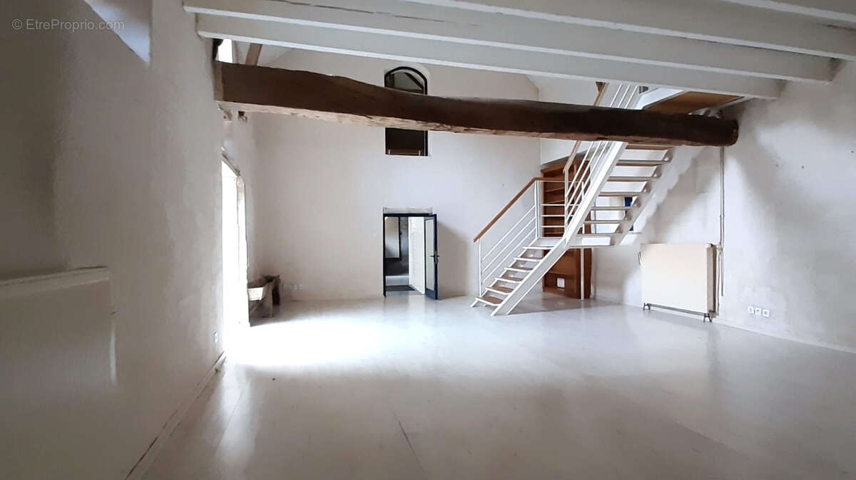 Maison à CORPS-NUDS