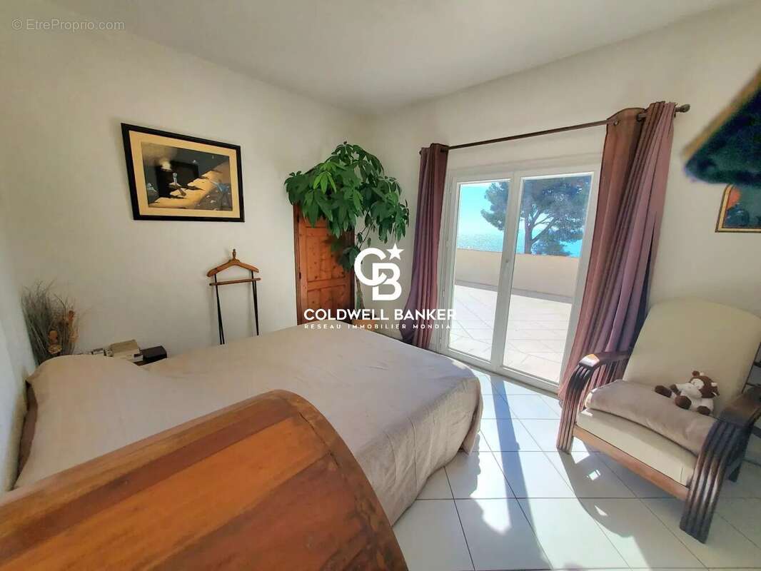 Maison à SAINT-RAPHAEL