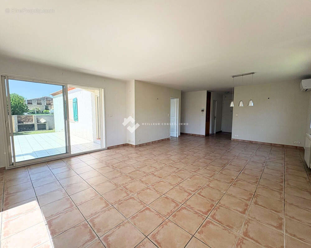 Maison 125 m² à Nefiach  - photo 5