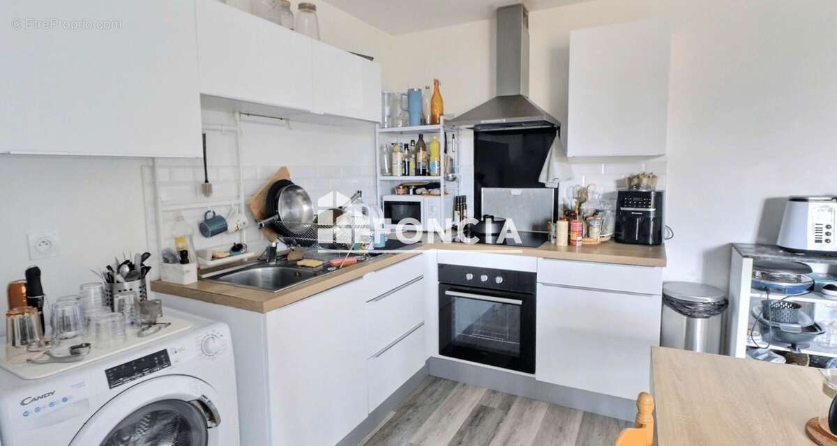 Appartement à SAINT-GENIS-LAVAL