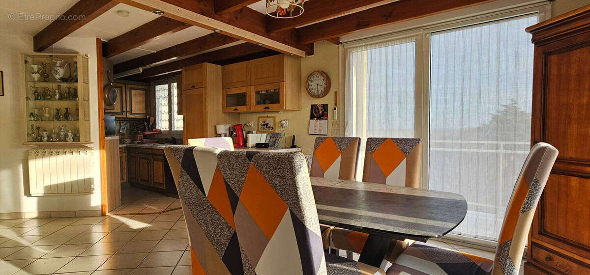 Appartement à SAINTES