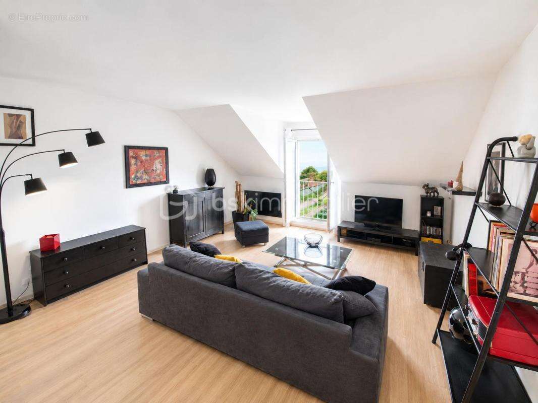 Appartement à CLAYE-SOUILLY