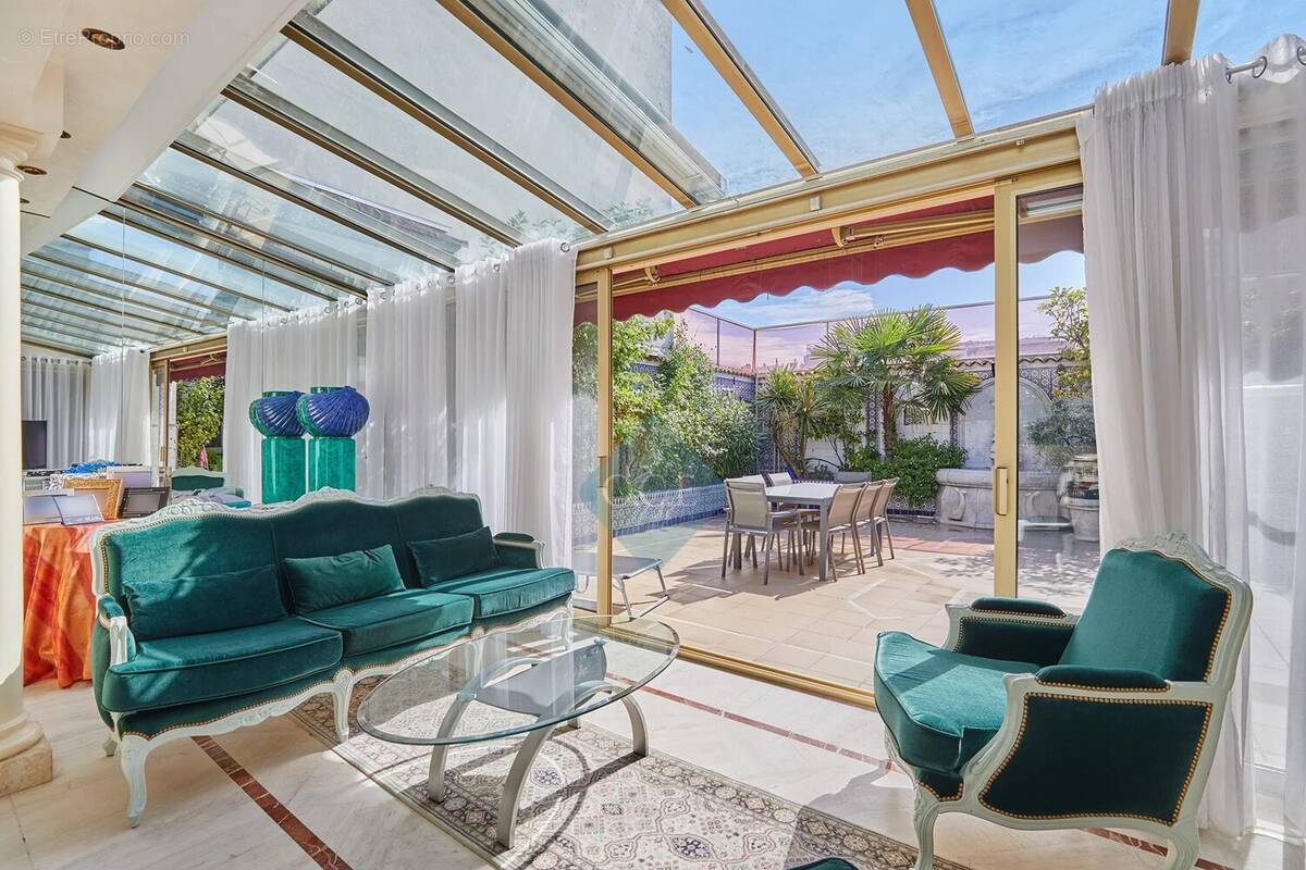 Appartement à PARIS-11E