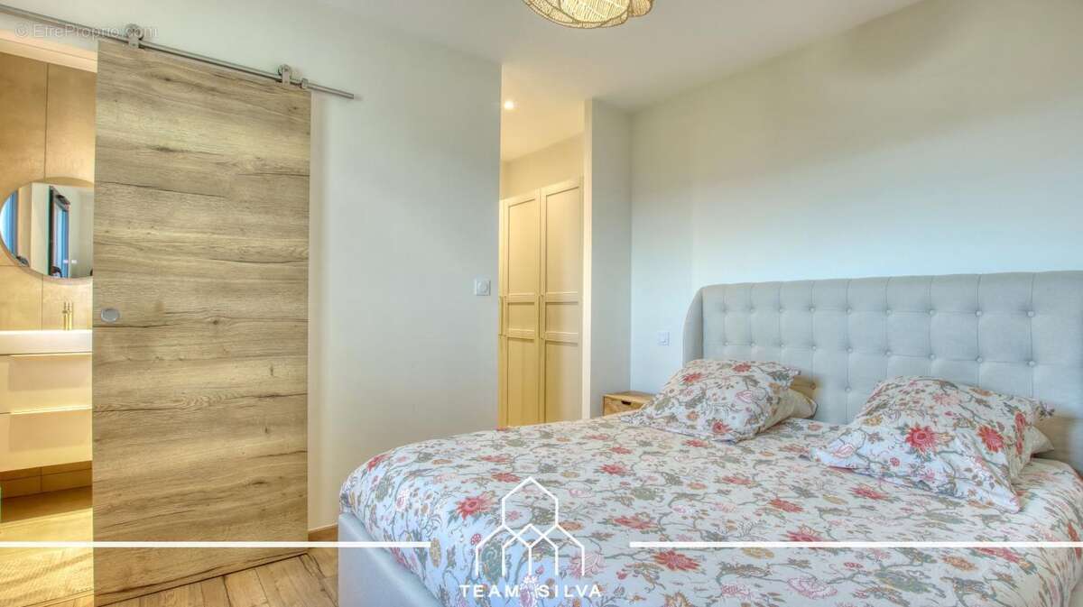 Maison 105 m² à Echalas  - photo 6