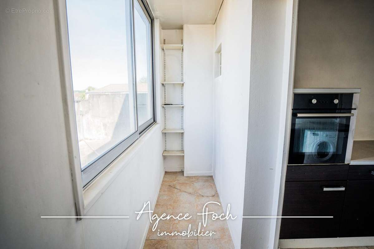 Appartement à AUREILHAN