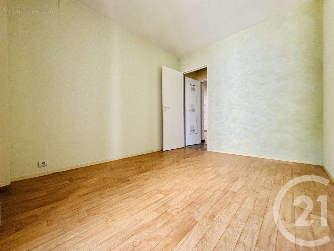Appartement 73 m² à Limoges  - photo 5