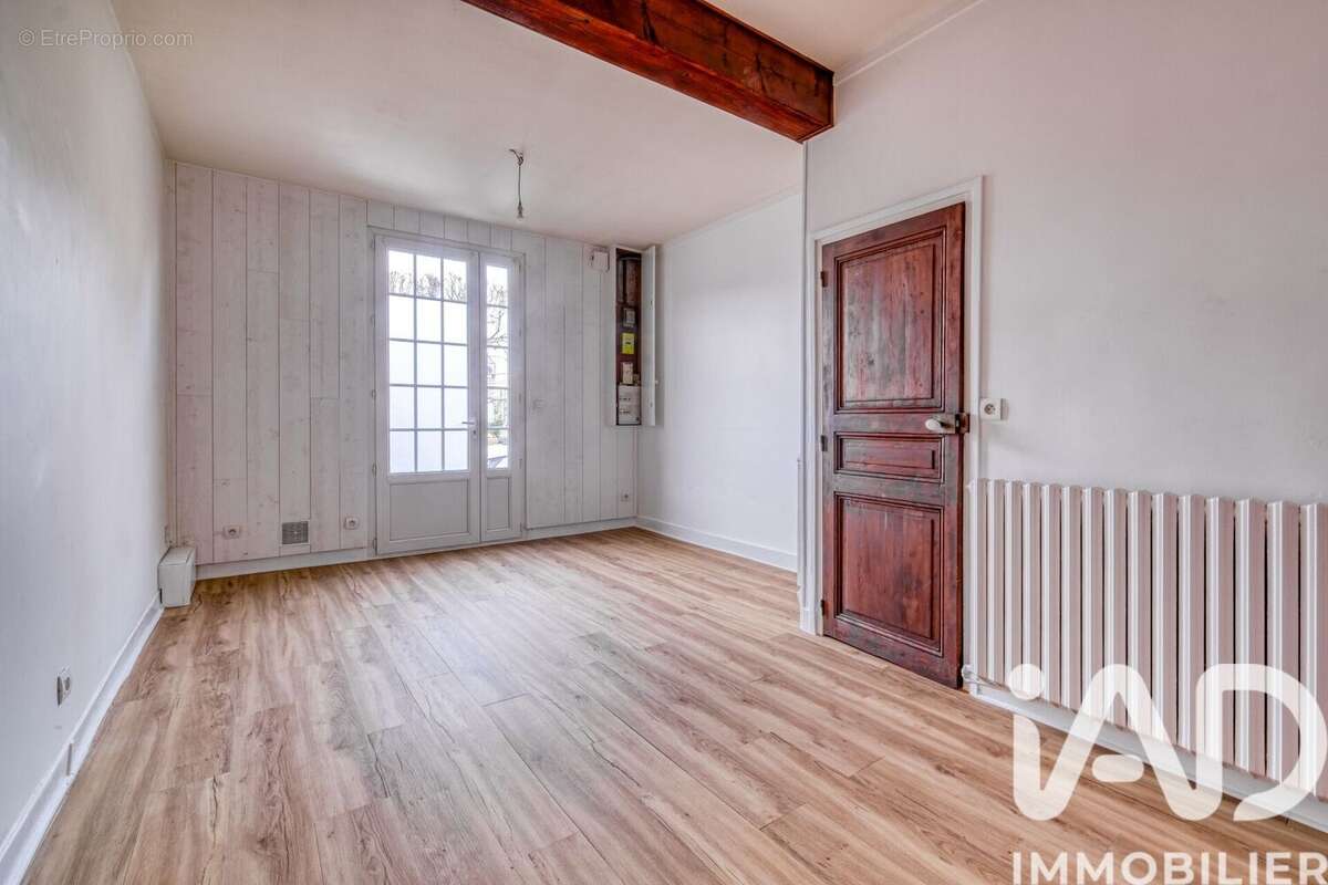 Photo 2 - Maison à ESBLY
