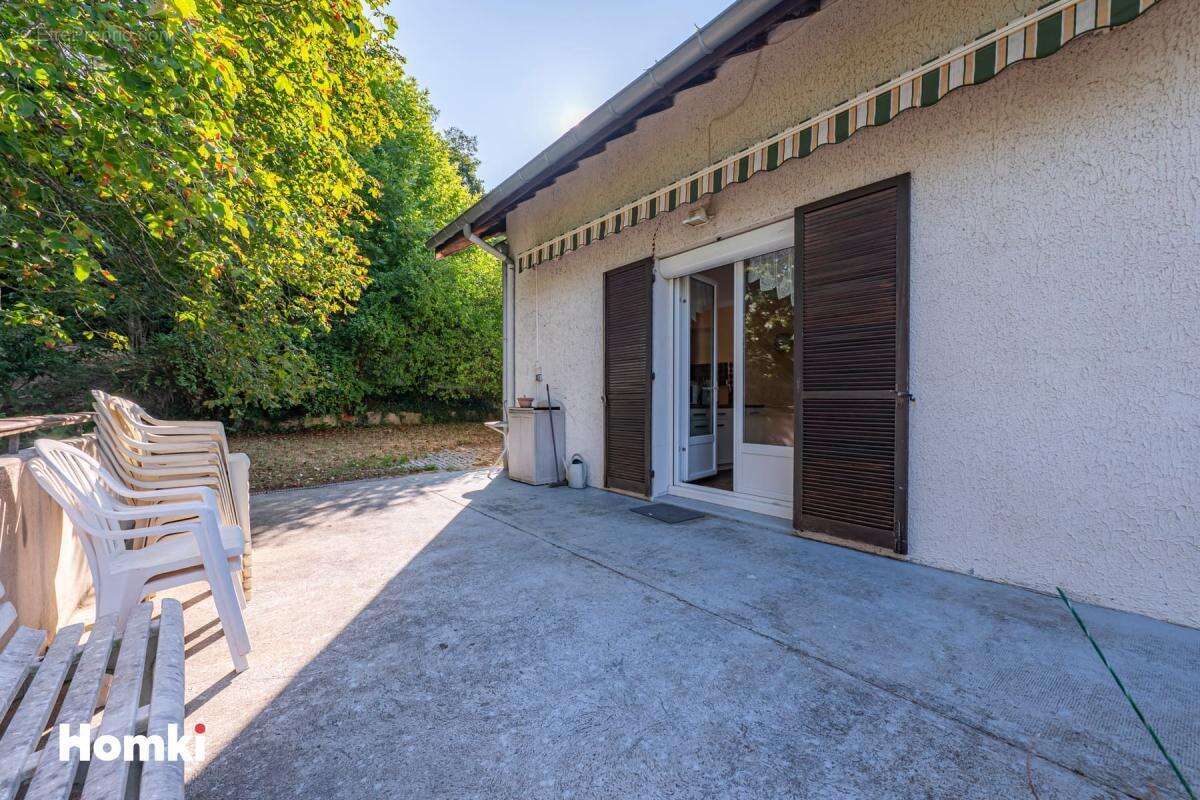 Maison/Villa T8 de 340 m² à Chuzelles 38200 - photo 3