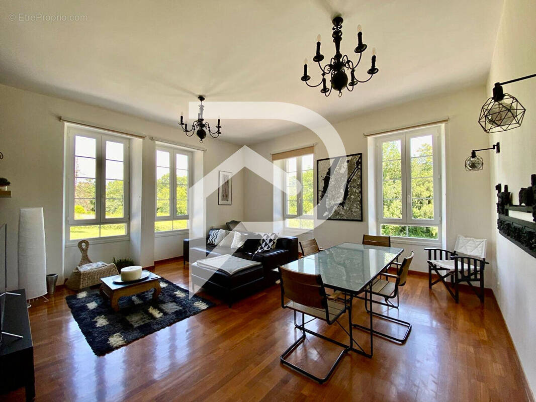 Appartement à PEYREHORADE